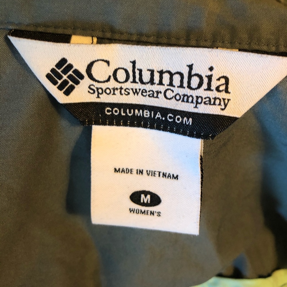 Women’s Columbia Casual Sportswear Hooded Jacket - Picture 6 of 7